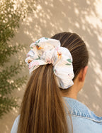 💜 Duża Scrunchie - kwiaty